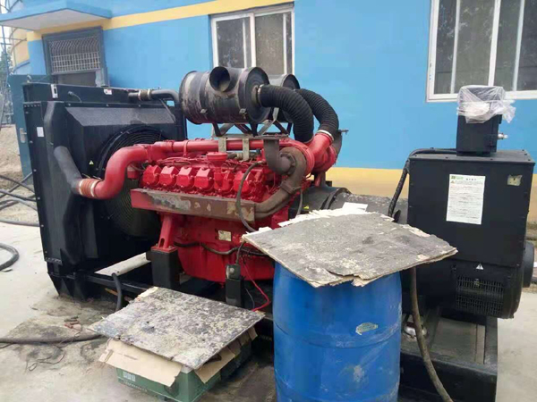 鹤山租赁发电机-柴油发电机组的齿轮箱和发电机温升控制